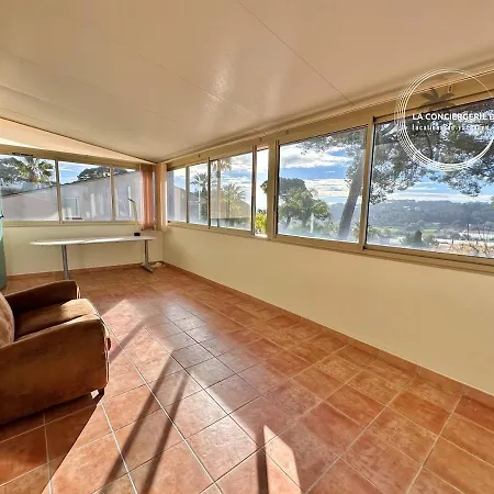 Le Sud - Piscine - Vue Degagee Et Apercu Villa Carqueiranne