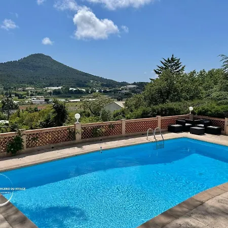 Le Sud - Piscine - Vue Degagee Et Apercu *